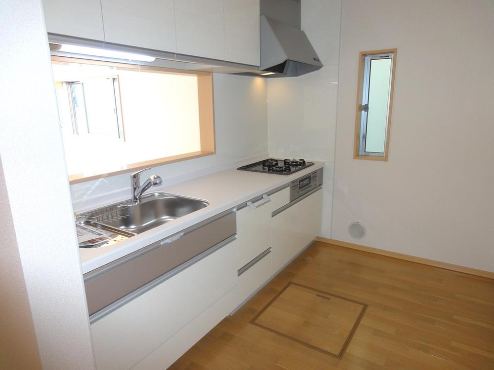 Same specifications photo (kitchen)