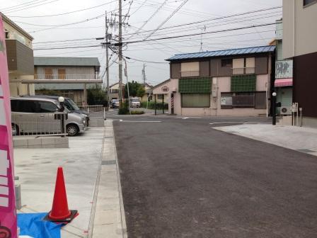 Local photos, including front road. Local (10 May 2013) Shooting