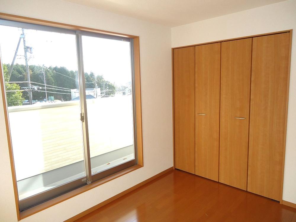 Non-living room. Indoor (12 May 2013) Shooting