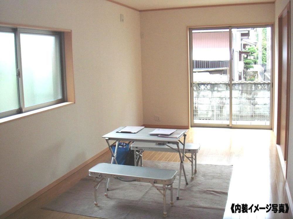 Other. Living image photo. It is different from the actual building. 