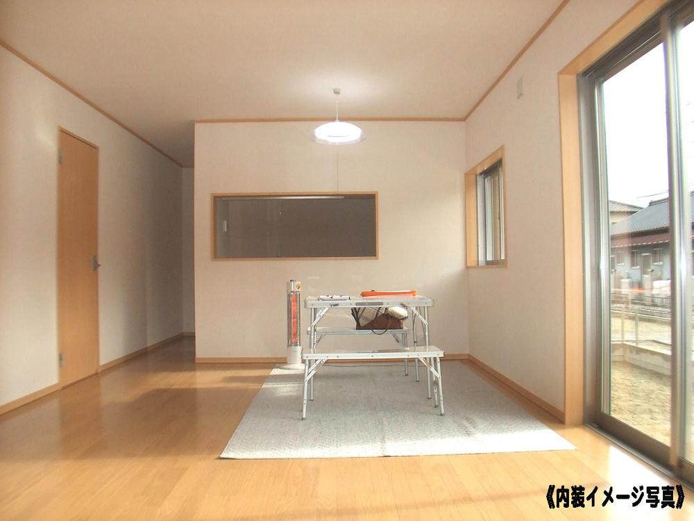 Other. Living image photo. It is different from the actual building. 