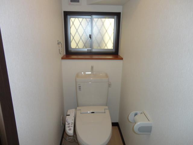 Toilet