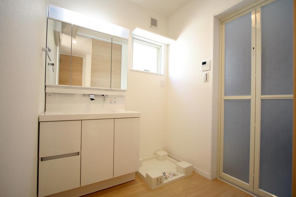 Other Equipment. Storage capacity is also also usability ◎