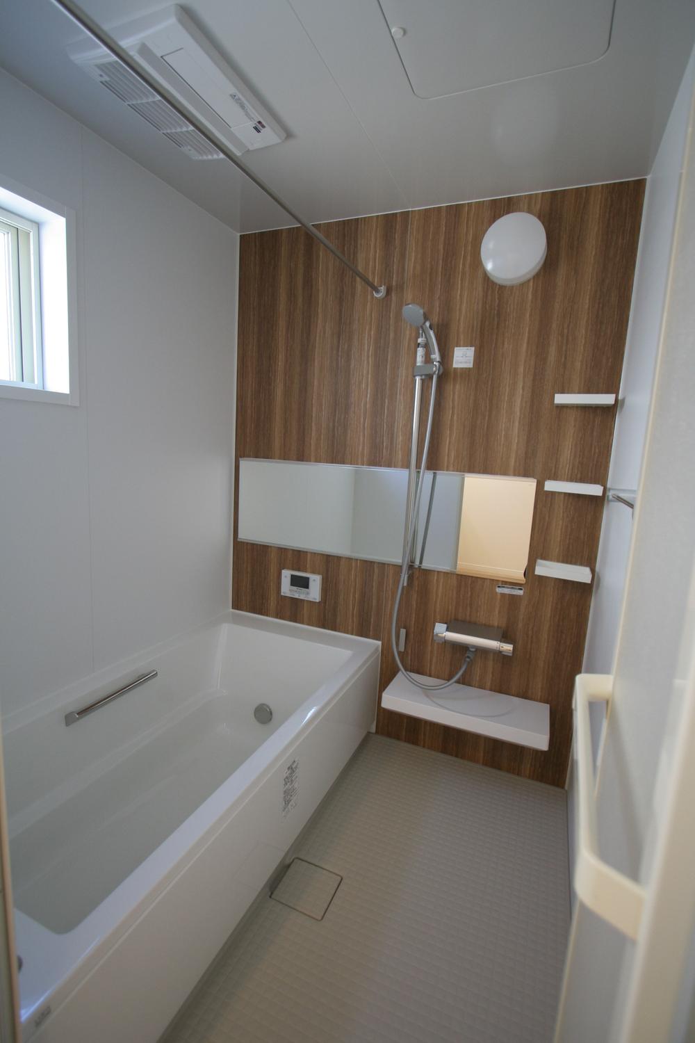 Bathroom. Interior of attention also to a wide bathroom. 