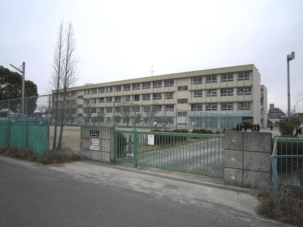 Junior high school. 1850m to the East Junior High School