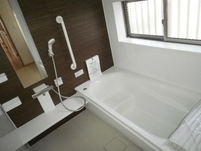 Same specifications photo (bathroom). Same specifications