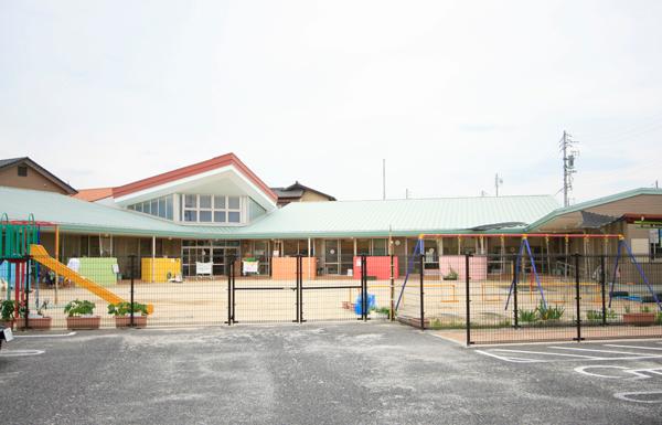 kindergarten ・ Nursery. Municipal Kayakechi to nursery 130m walk about 2 minutes
