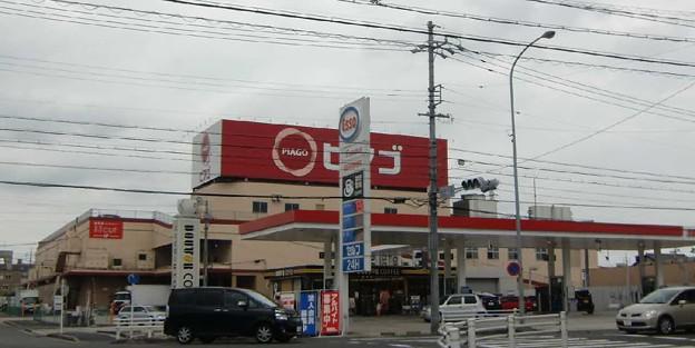 Supermarket. Piago Shirushijo 812m to shop