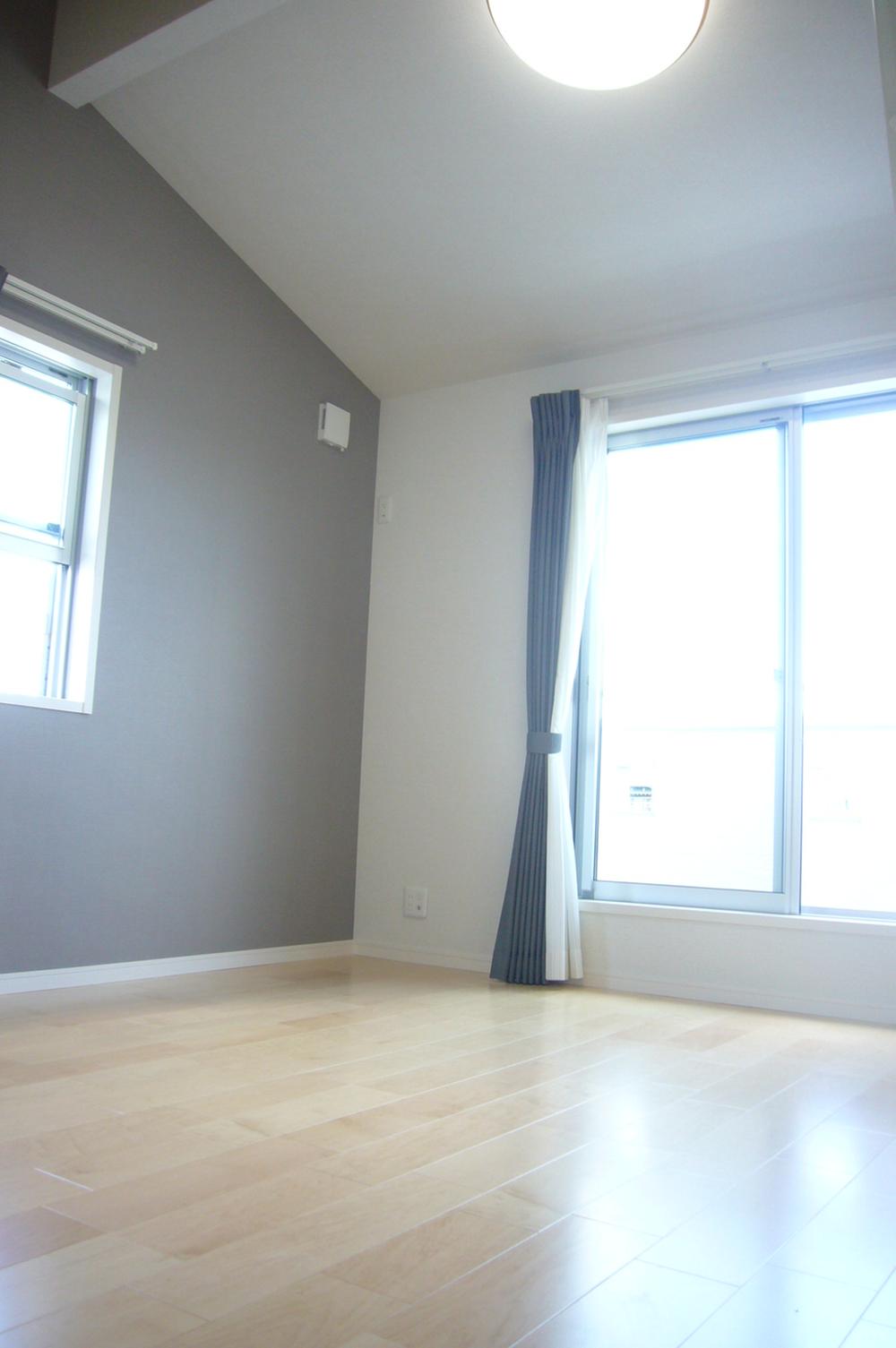 Non-living room. Bright Western-style