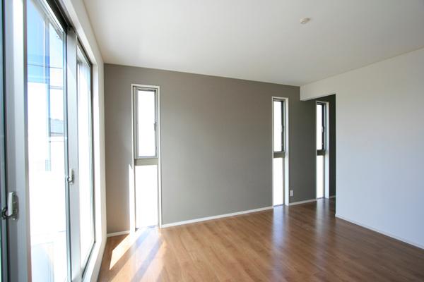 Non-living room. Indoor (September 2013) Shooting