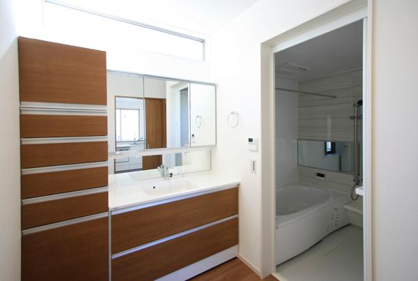 Bathroom. Indoor (September 2013) Shooting