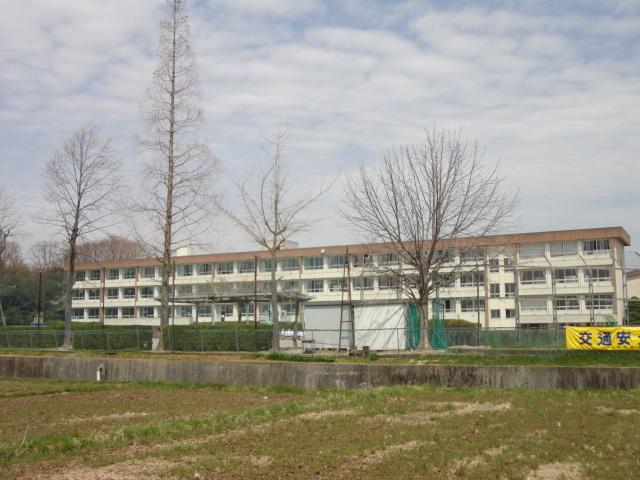 Primary school. Asahigaoka elementary school