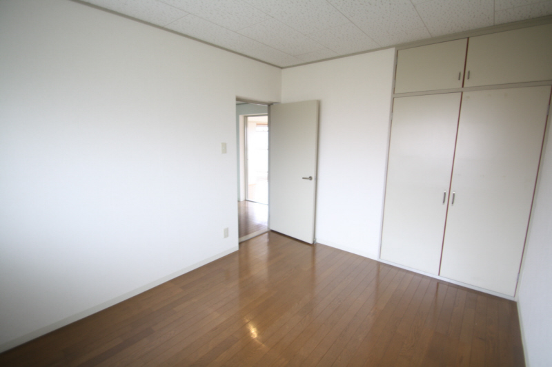 Other room space. Hakadori also study in calm atmosphere
