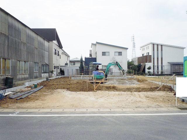 Local photos, including front road. Local (October 31, 2013) Shooting