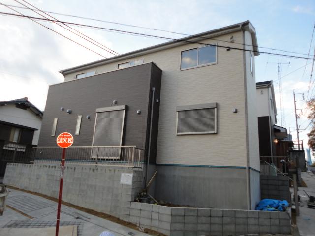 Local appearance photo. All three buildings: Building 3