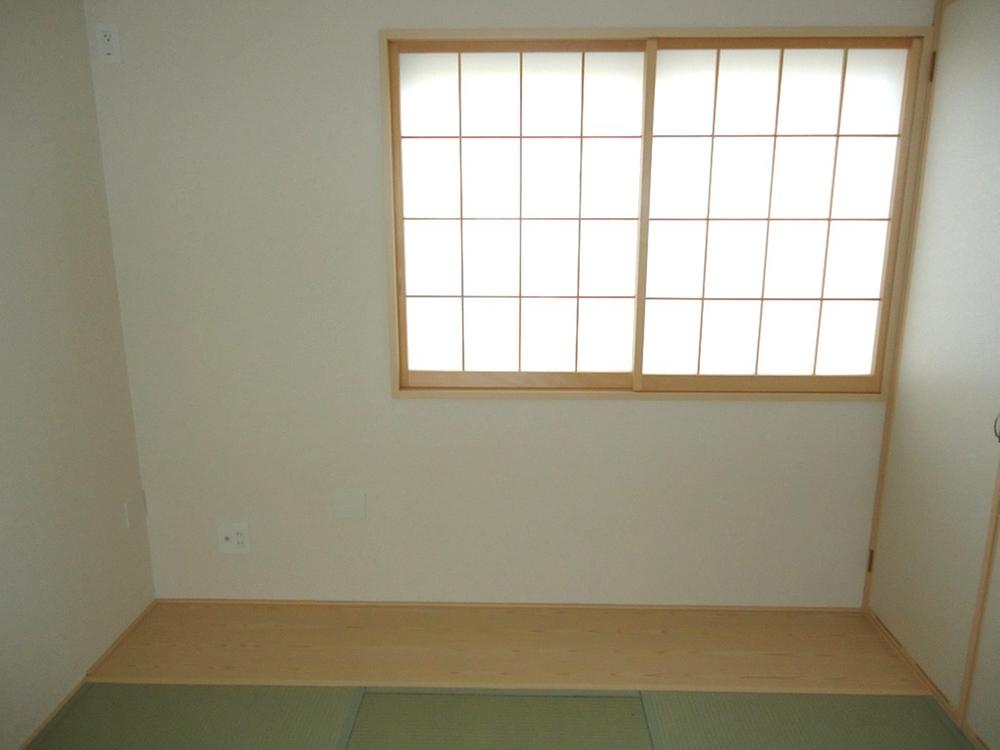 Non-living room. Indoor (12 May 2013) Shooting