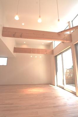 Living. LDK about 21.5 Pledge