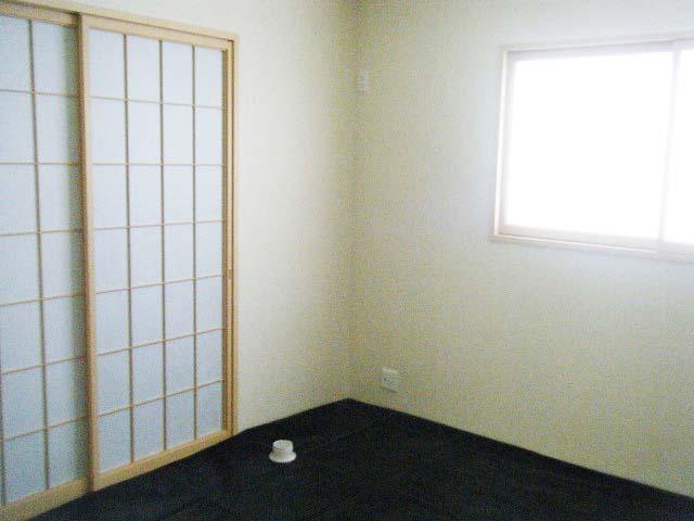 Other. Japanese-style room complete image