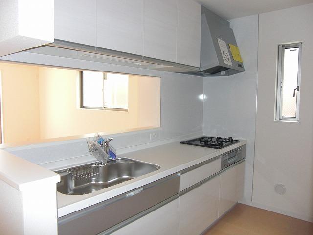 Same specifications photo (kitchen). For hard artificial marble top plate use of scratch, Three-necked stove, With under-floor storage! 