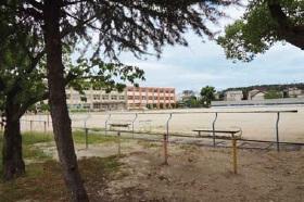 Primary school. Shiroyama until elementary school 1500m walk 19 minutes