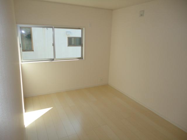 Same specifications photos (Other introspection)