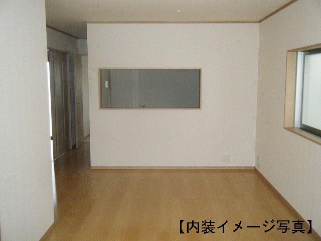 Other. Living image photo.  It is different from the actual building. 