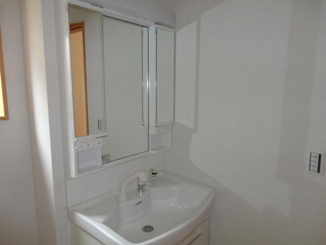 Same specifications photos (Other introspection). ( Building) same specification