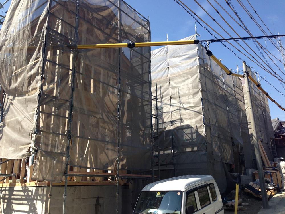 Local appearance photo. Local (10 May 2013) Shooting