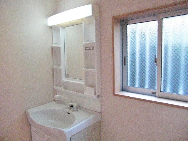 Other. Basin dressing room complete image 