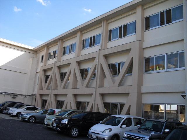 Primary school. 610m until Seto Municipal Dosen Elementary School