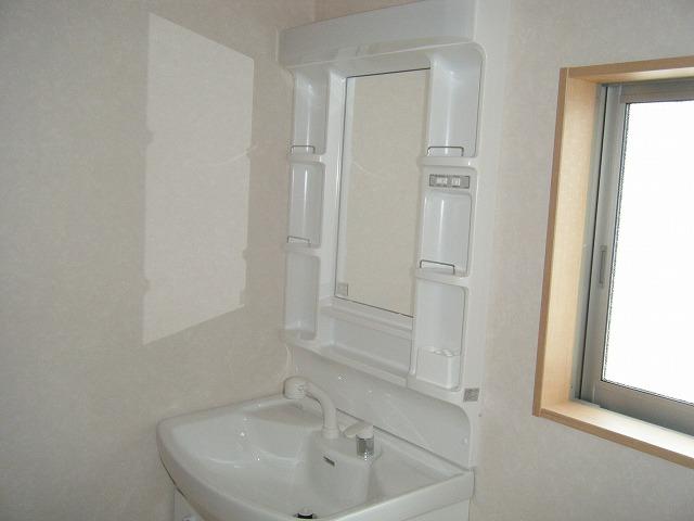 Other. Basin dressing room complete image