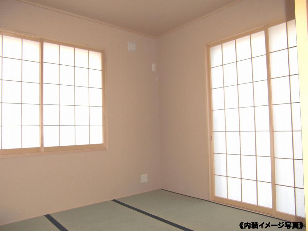 Same specifications photos (Other introspection)