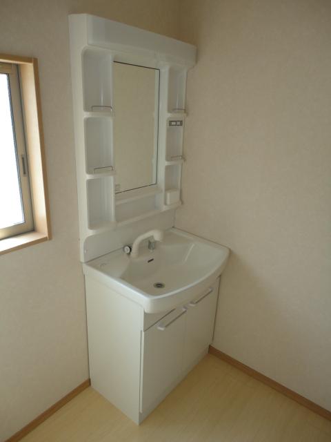 Wash basin, toilet. Same specifications