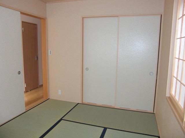 Other. Japanese-style room complete image 