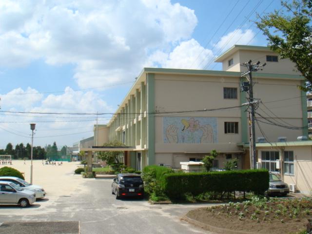 Primary school. 730m until Seto Municipal Nagane Elementary School