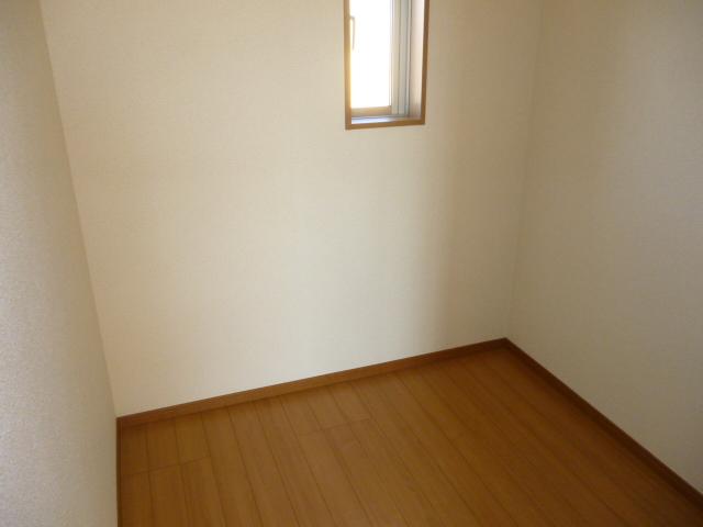 Same specifications photos (Other introspection). Storeroom Example of construction