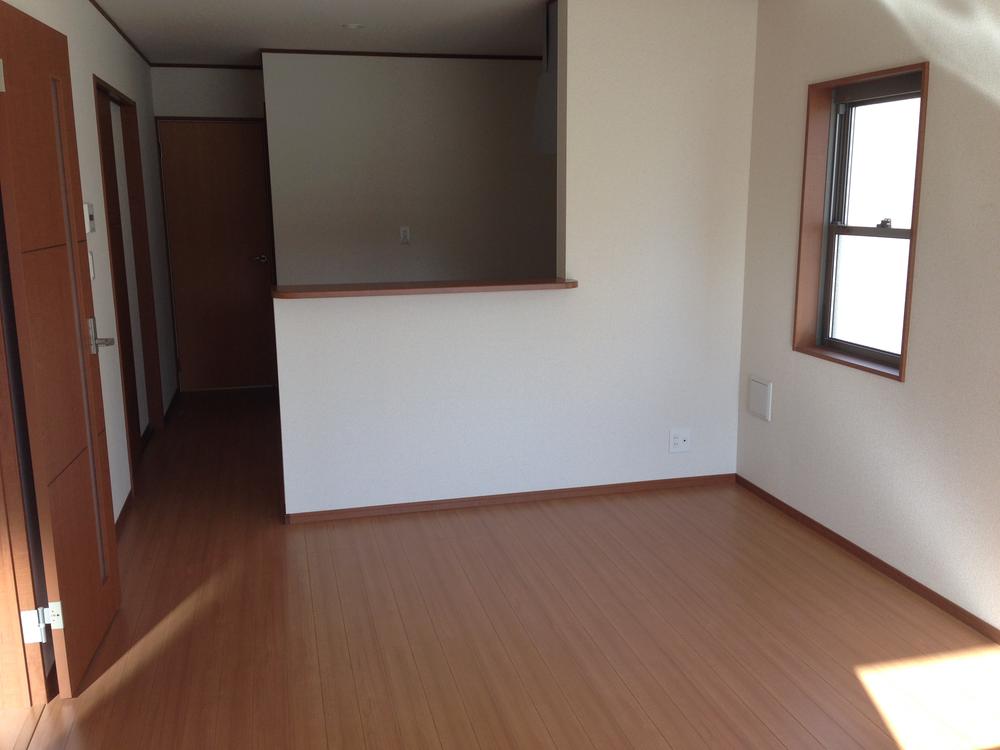 Same specifications photos (living). Same specifications