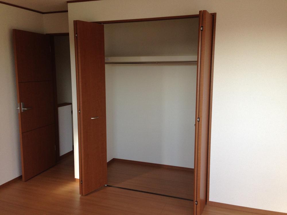 Same specifications photos (Other introspection). Same specifications