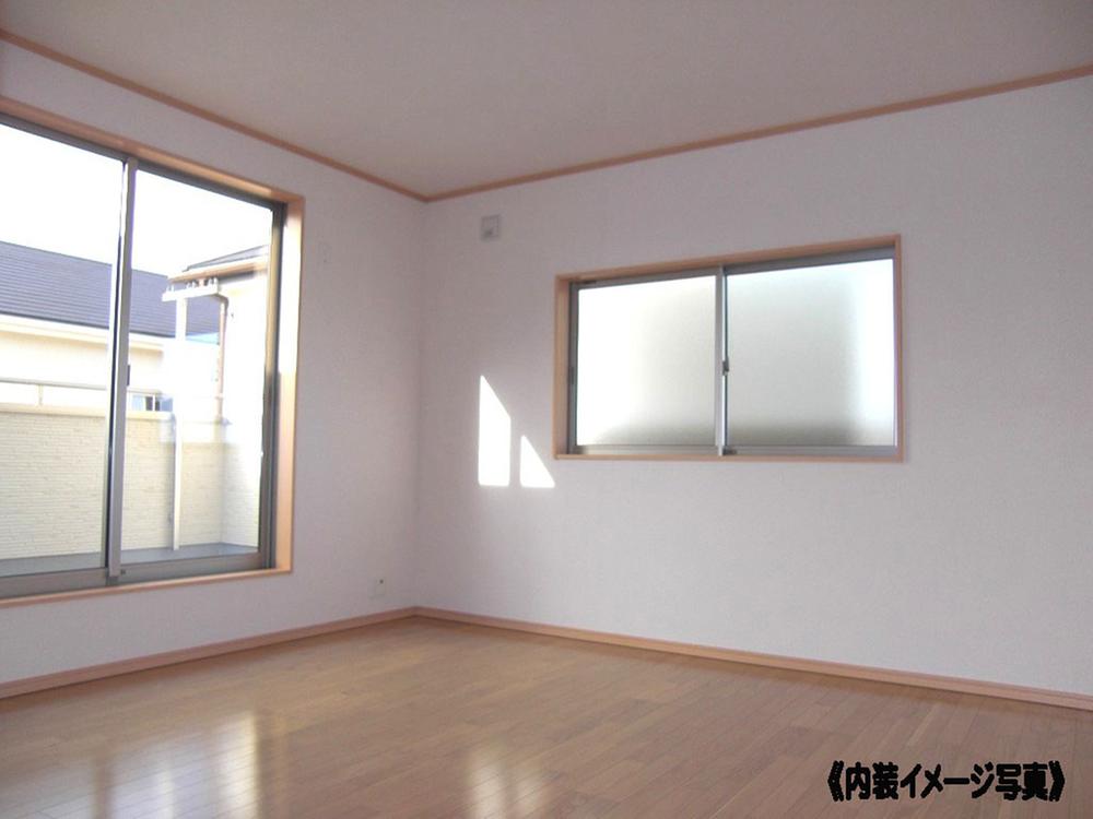 Same specifications photos (Other introspection)