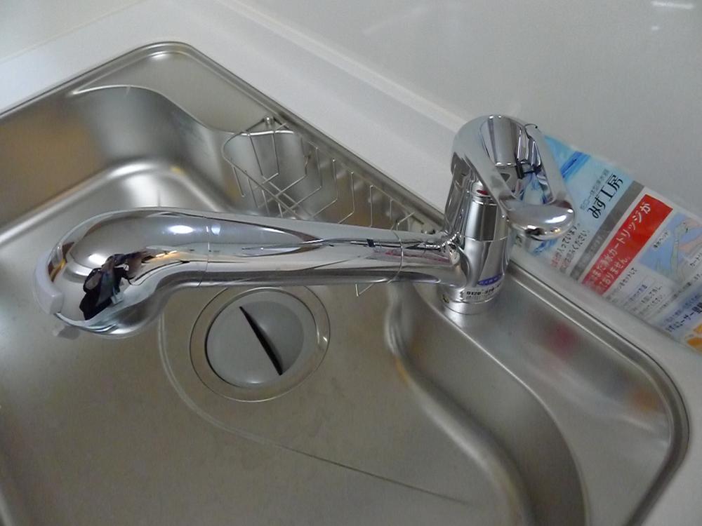 Same specifications photo (kitchen). Example of construction Kitchen Faucets