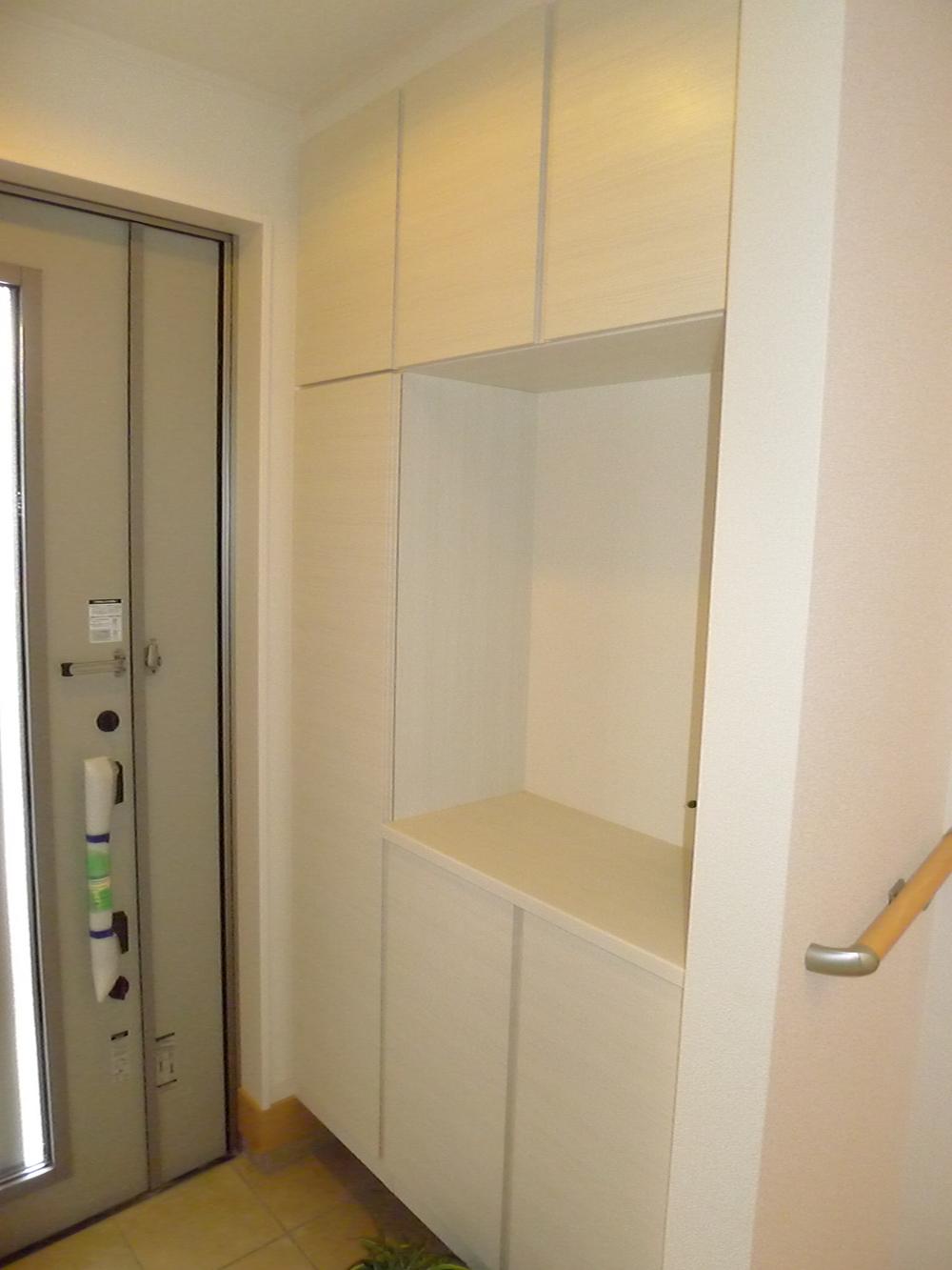 Same specifications photos (Other introspection). Example of construction Cupboard (closed)