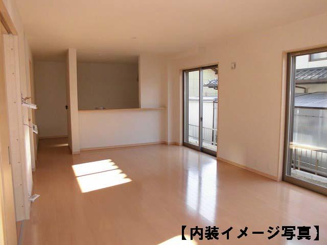 Other. Living image photo.  It is different from the actual building. 