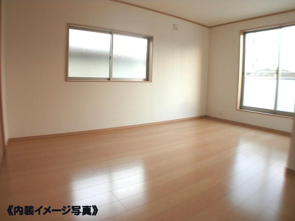 Same specifications photos (Other introspection)