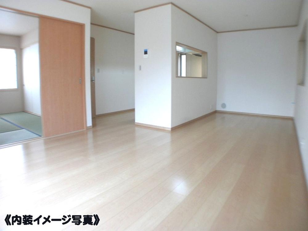 Other. Living image photo. It is different from the actual building. 