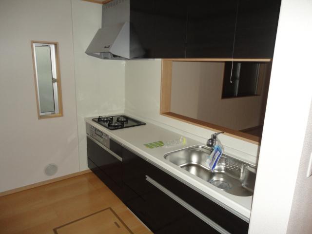 Same specifications photo (kitchen)