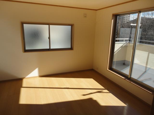 Same specifications photos (Other introspection)