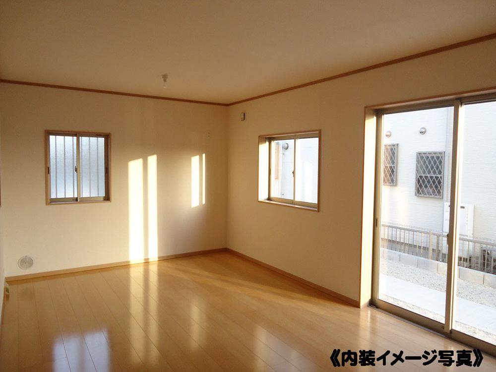 Other. Living image photo. It is different from the actual building. 