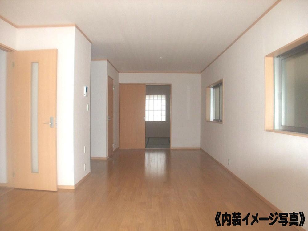 Other. Living image photo. It is different from the actual building. 