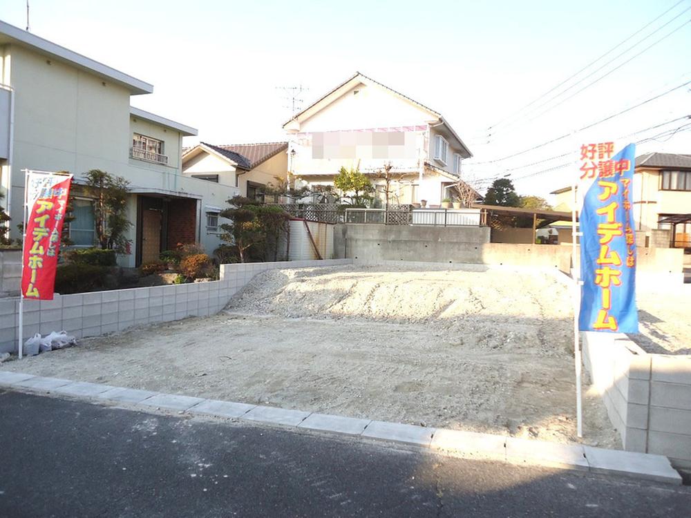 Local appearance photo. 1 Building site (December 2013) Shooting