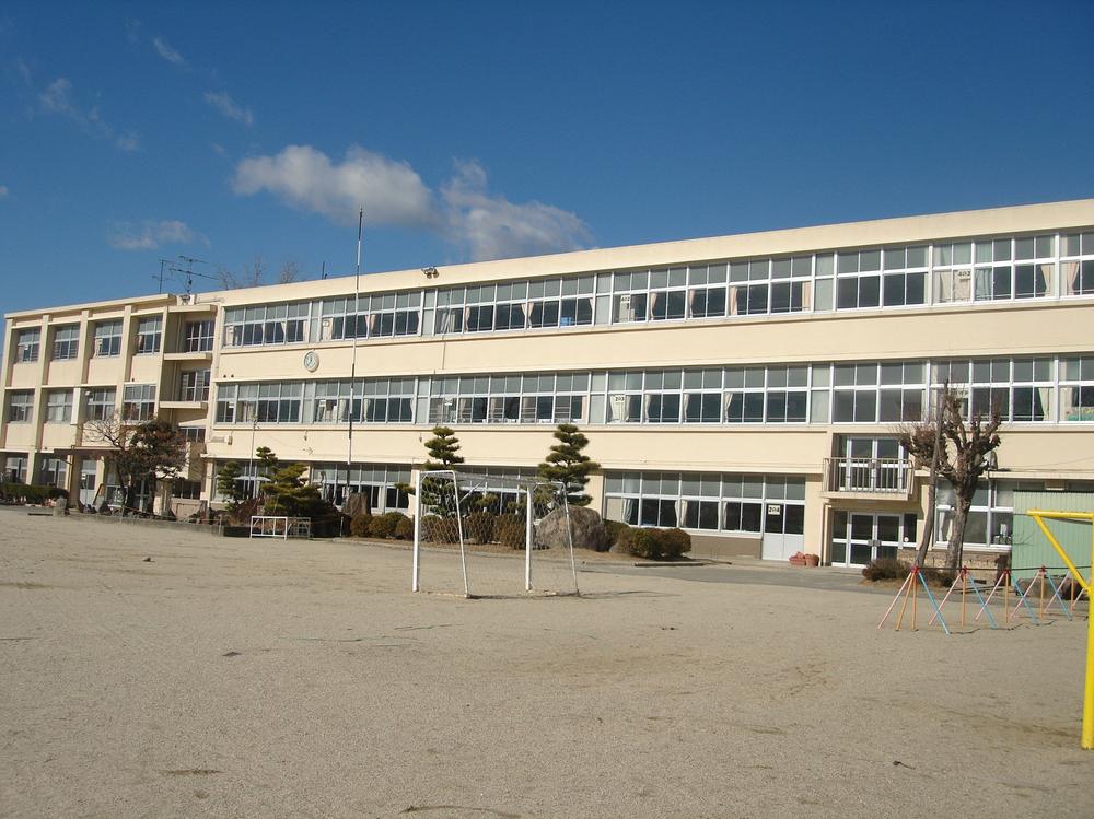 Other. Takatori Elementary School